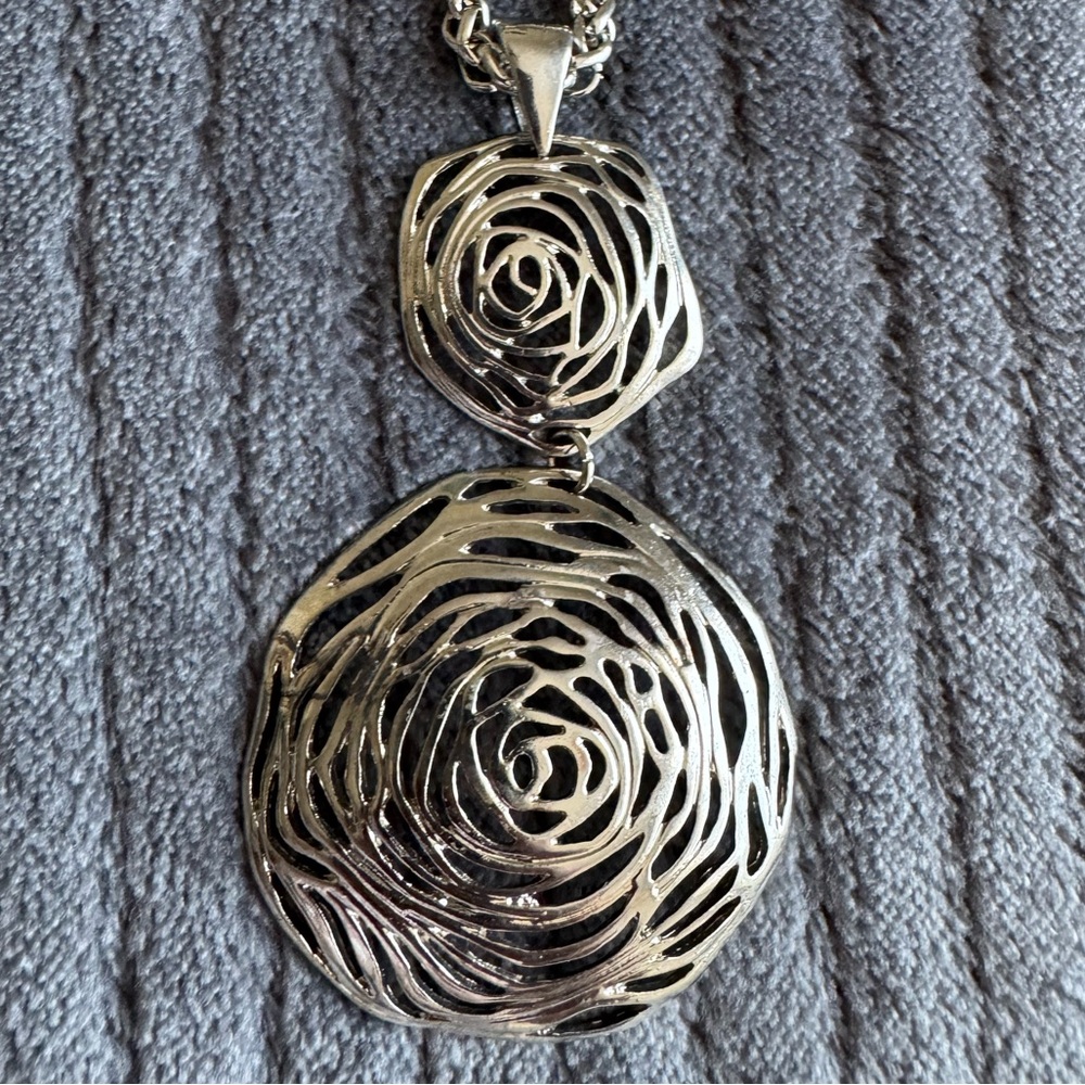 Silver Rose Pendant Necklace - Picture 11 of 13